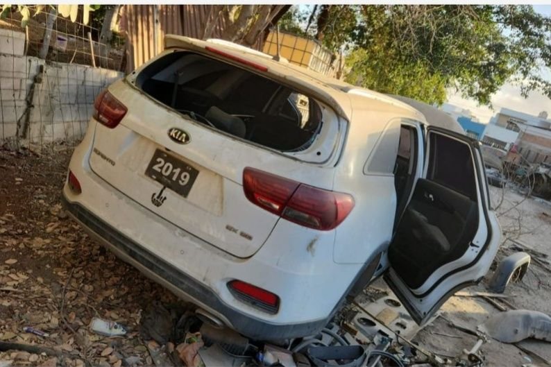 Localizan en Mazatlán un taller con 16 vehículos robados; presuntamente ahí los desmantelaban