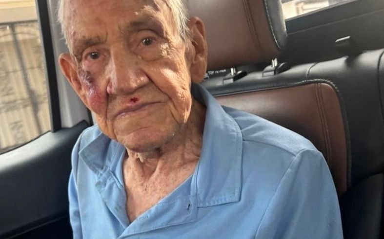 Piden ayuda para que don Adolfo regrese a casa; lo encontraron en el centro de Culiacán y no recuerda su domicilio Piden ayuda para que don Adolfo regrese a casa; lo encontraron en el centro de Culiacán y no recuerda su domicilio