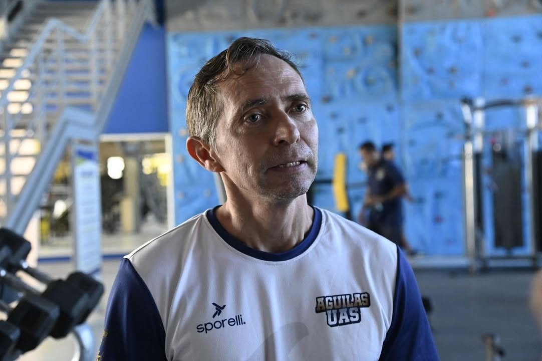 Las proteínas son importantes para construir y reparar tejidos, transportar sustancias, y defender al cuerpo de enfermedades, pe…