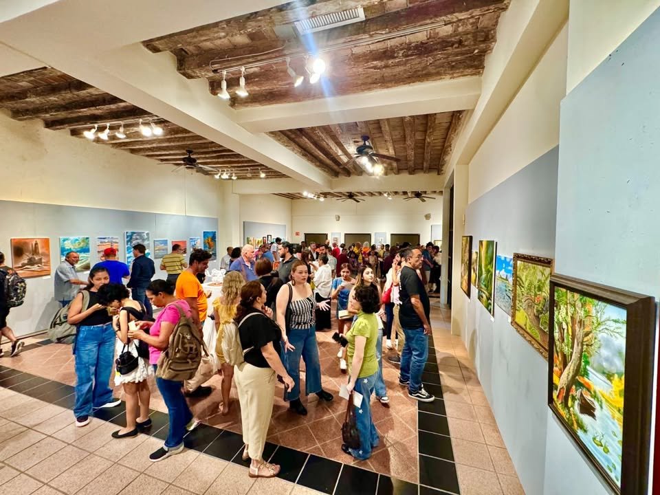 *Crónicas en Canvas abre  sus puertas al público de Mazatlán*