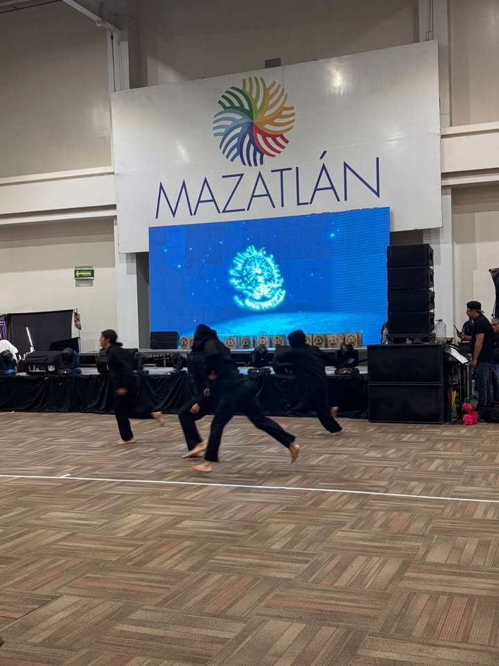 *Pacific Ink: Una fusión de danza, arte y cultura*