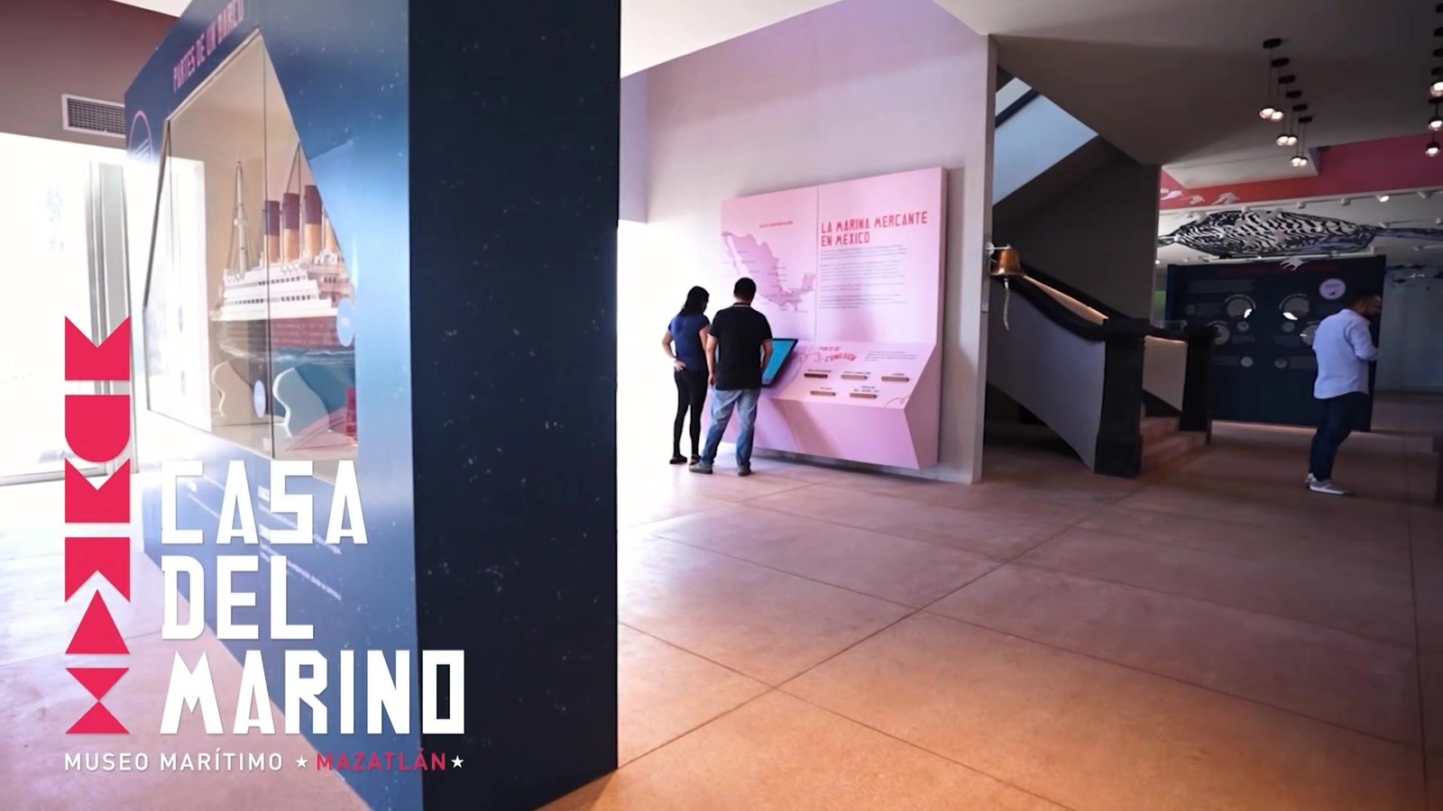 En estas vacaciones visita la Casa del Marino Museo Un lugar con historia. museo interactivo y recinto cultural
Disfruta de la exposición permanente de cultura marítima, pasajes históricos del puerto a través de fotografías y la belleza de Mazatlán en un solo lugar.
Los niños se divertirán y aprenderán con el muro interactivo. Visita Casa del Marino Museo en Av. Paseo Claussen en la colonia Los Pinos de martes domingo de 10:00 a 18:00 hrs. La entrada es gratuita.