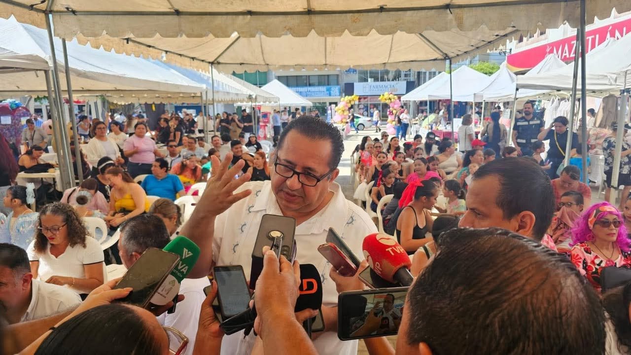 *Exhorta Servicios Médicos Municipales a mantener hogares libre de criaderos de mosco* *Exhorta Servicios Médicos Municipales a mantener hogares libre de criaderos de mosco*