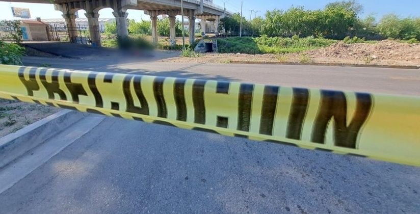 Identifican a uno de los cuatro asesinados junto al canal de Recursos; era de la 5 de Mayo, en Culiacán Identifican a uno de los cuatro asesinados junto al canal de Recursos; era de la 5 de Mayo, en Culiacán