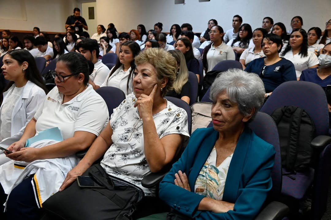 Photos from FG Noticias's post