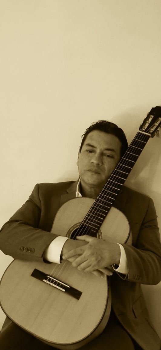 *El reconocido guitarrista Francisco Bibriesca presentará el concierto de su gira mundial Besos Eternos*