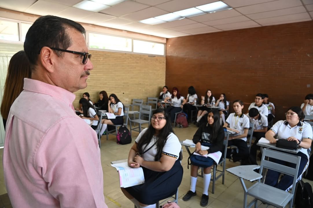 Photos from FG Noticias's post