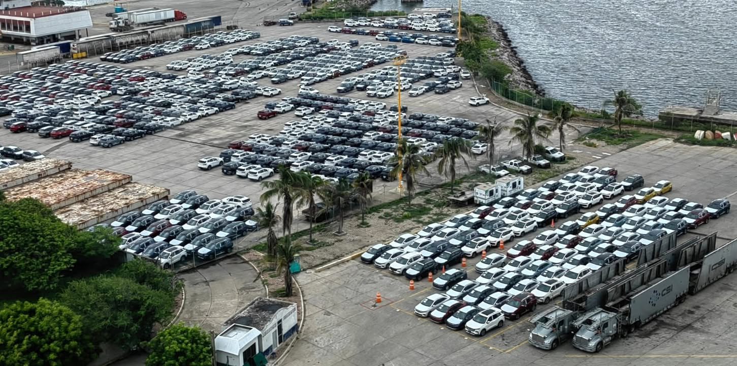 Cae 5 por ciento importación y exportación de vehículos en Mazatlán
