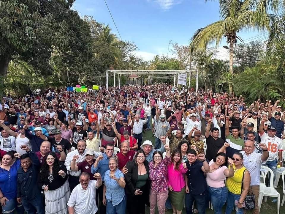 La Senadora Imelda Castro, continúa con sus recorridos de acercarmiento e información ciudadana sobre sus tareas legislativas