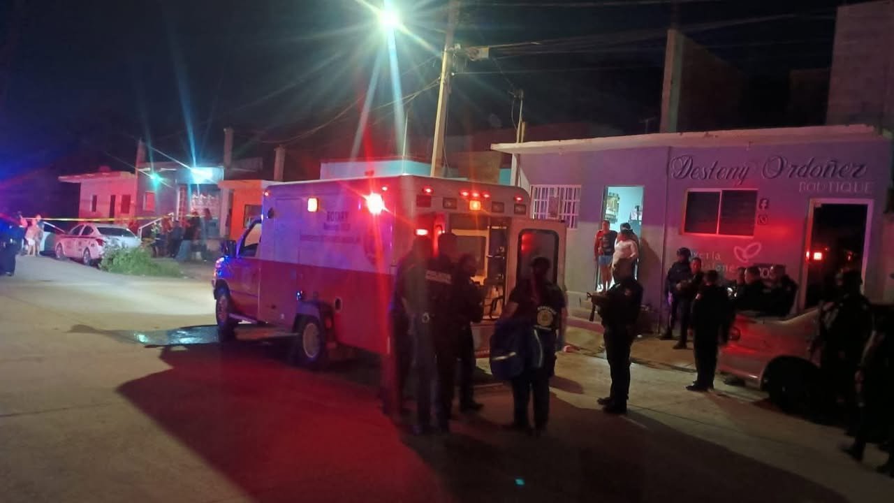 ATAQUE A B4L4Z0S DEJA A UNA MUJER ADULTA HER1D4 EN LA COLONIA FELIPE ÁNGELES