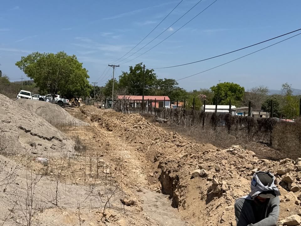 Un 60 lleva de avance nueva línea de abasto de agua para El Vainillo